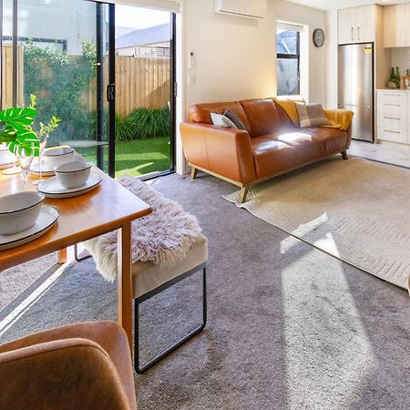 Gorgeous In Green - 2 Bed Central Oasis W/King Bed Κράισττσερτς Εξωτερικό φωτογραφία