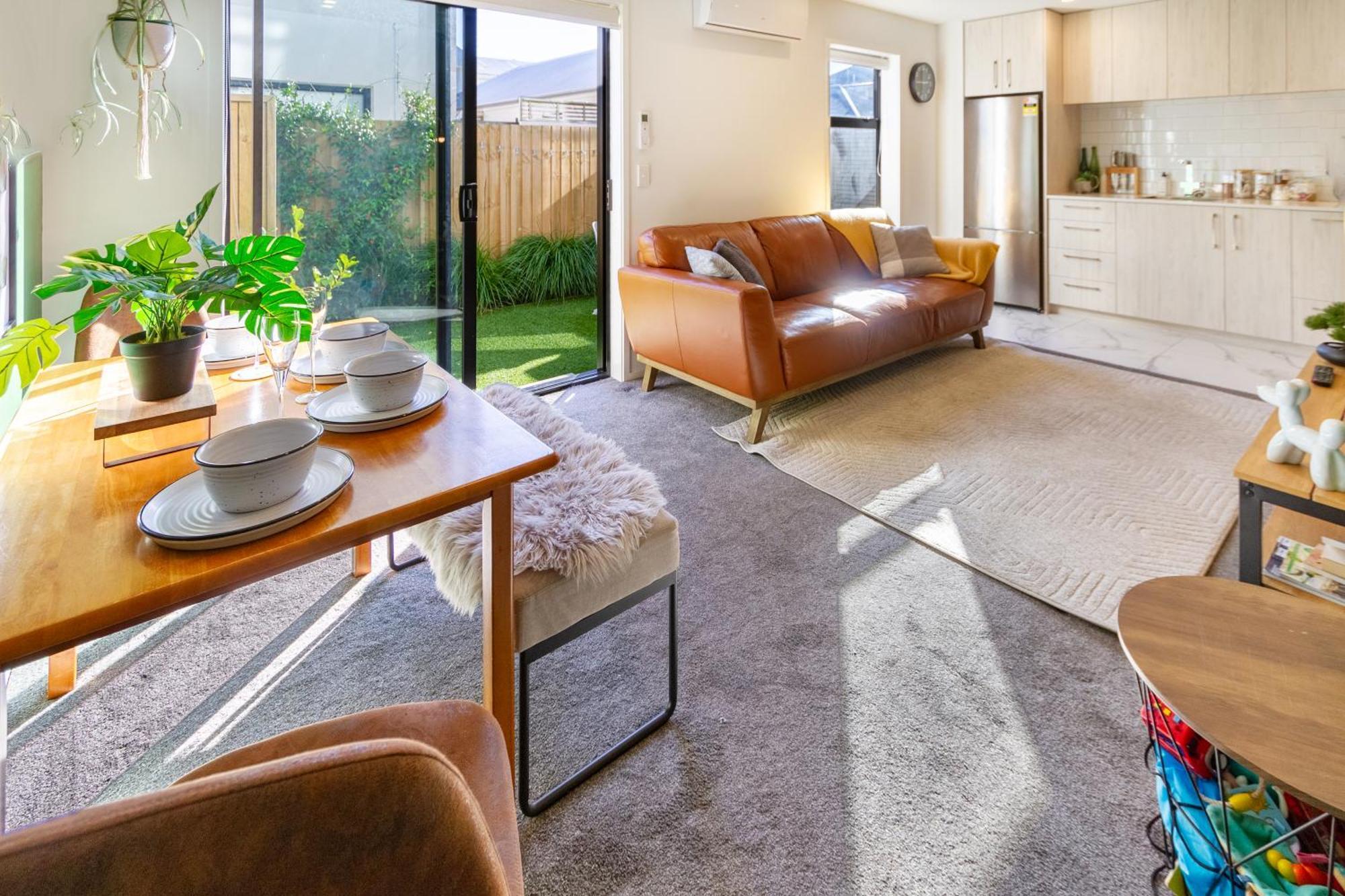 Gorgeous In Green - 2 Bed Central Oasis W/King Bed Κράισττσερτς Εξωτερικό φωτογραφία