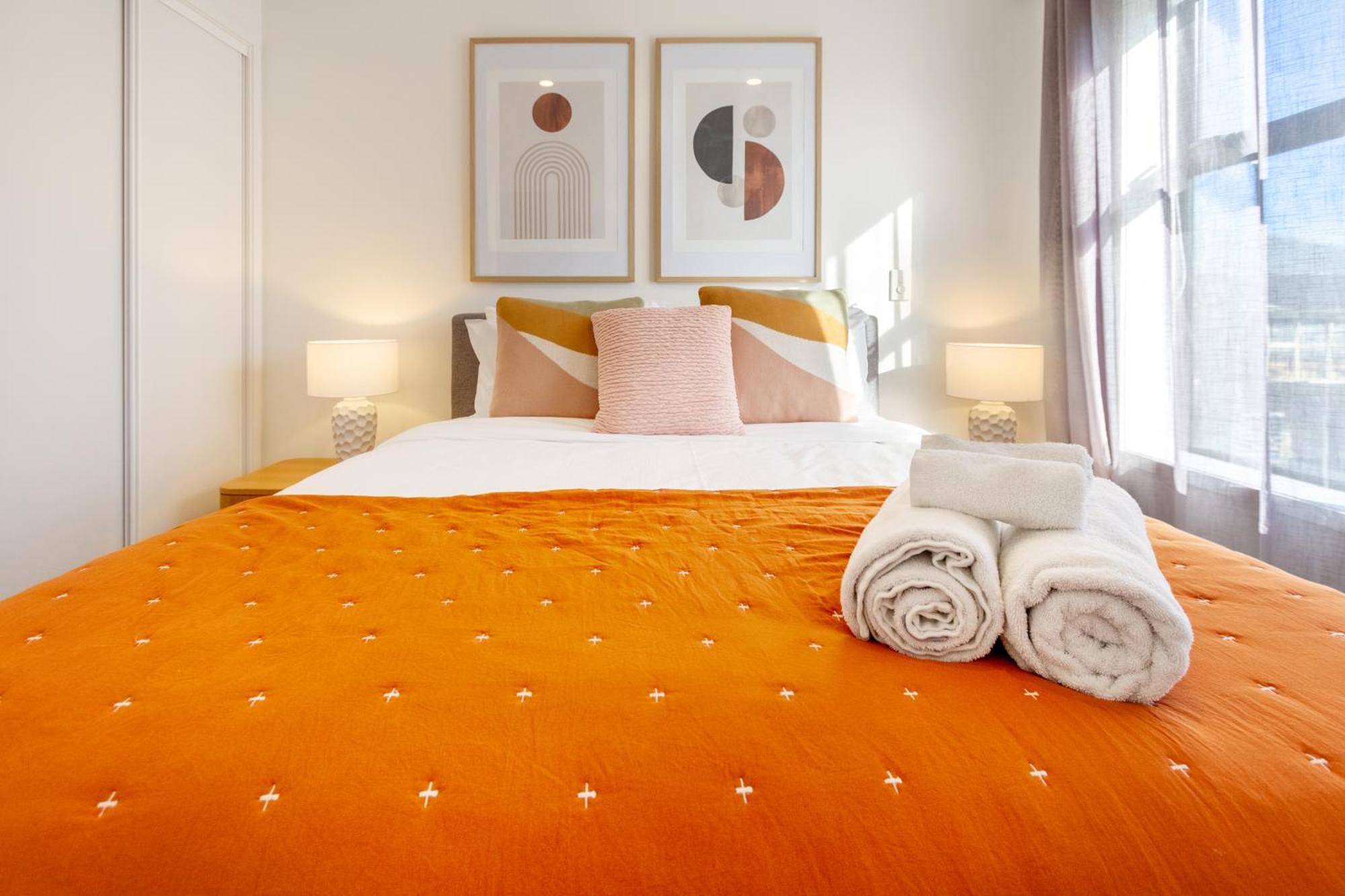 Gorgeous In Green - 2 Bed Central Oasis W/King Bed Κράισττσερτς Εξωτερικό φωτογραφία